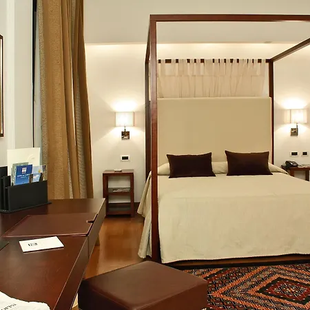 Del Campo Hotel 4*