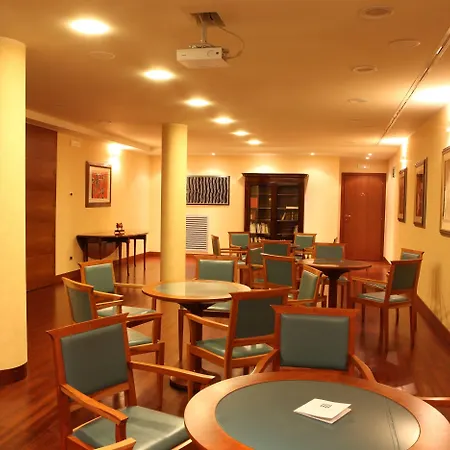 デル カンポ 4* マテーラ