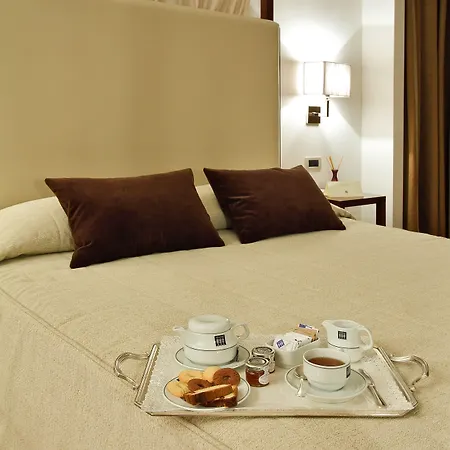 Del Campo Hotel 4*