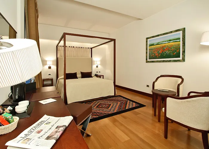 Del Campo Отель